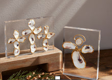 Load image into Gallery viewer, Acrylic Oyster Plaques
