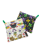 Load image into Gallery viewer, Assorted Set of 2 Pot Holders
