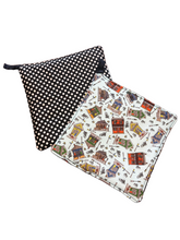 Load image into Gallery viewer, Assorted Set of 2 Pot Holders
