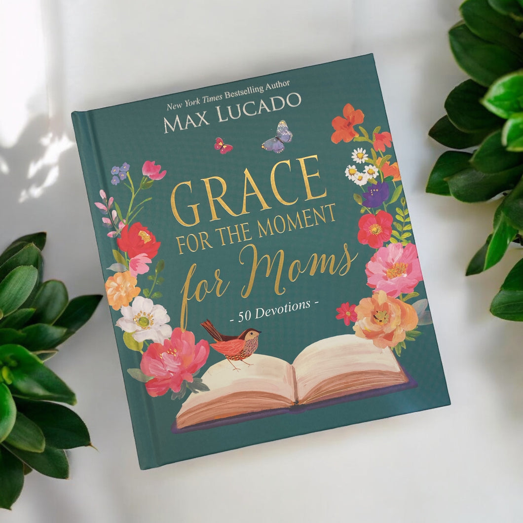 Grace for the Moment for Moms - 50 Devotions