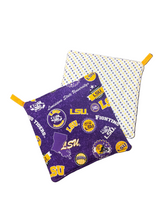 Load image into Gallery viewer, Assorted Set of 2 Pot Holders
